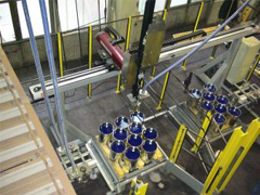 Druckerfarben Abfüllanlage mit Linearroboter in Fässer und Hobbock Gebinde